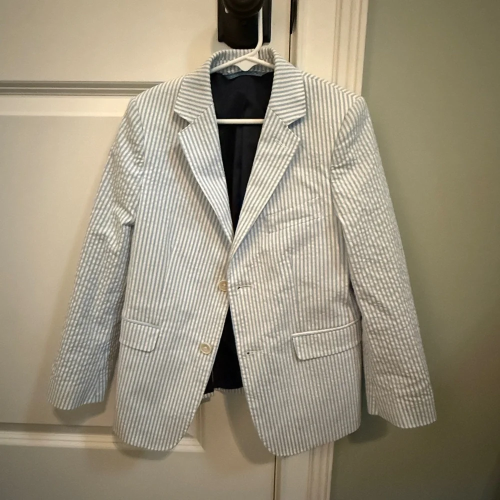 Vineyard Vines Boy’s Blue Seersucker Blazer - Classic Two-Button Jacket